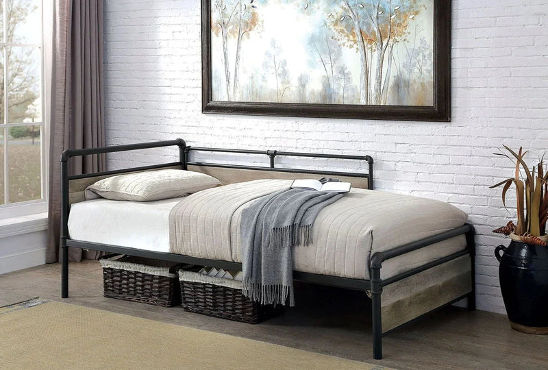 Vidar Sand Black Daybed