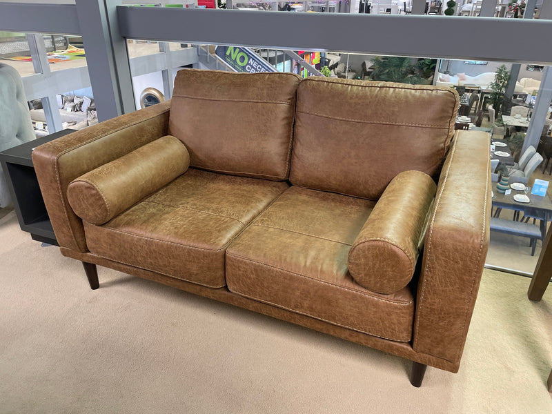 [HOT SALE] 🔥 Arroyo Loveseat