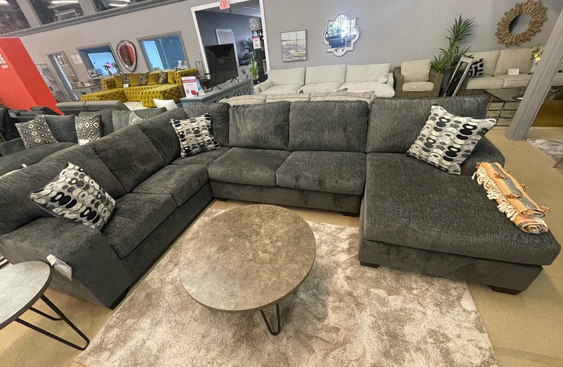 Ballinasloe Smoke 3pc Sectional w/ Chaise