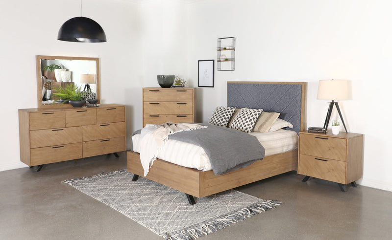 Taylor Light Honey Brown & Grey 5pc Queen Panel Bedroom Set