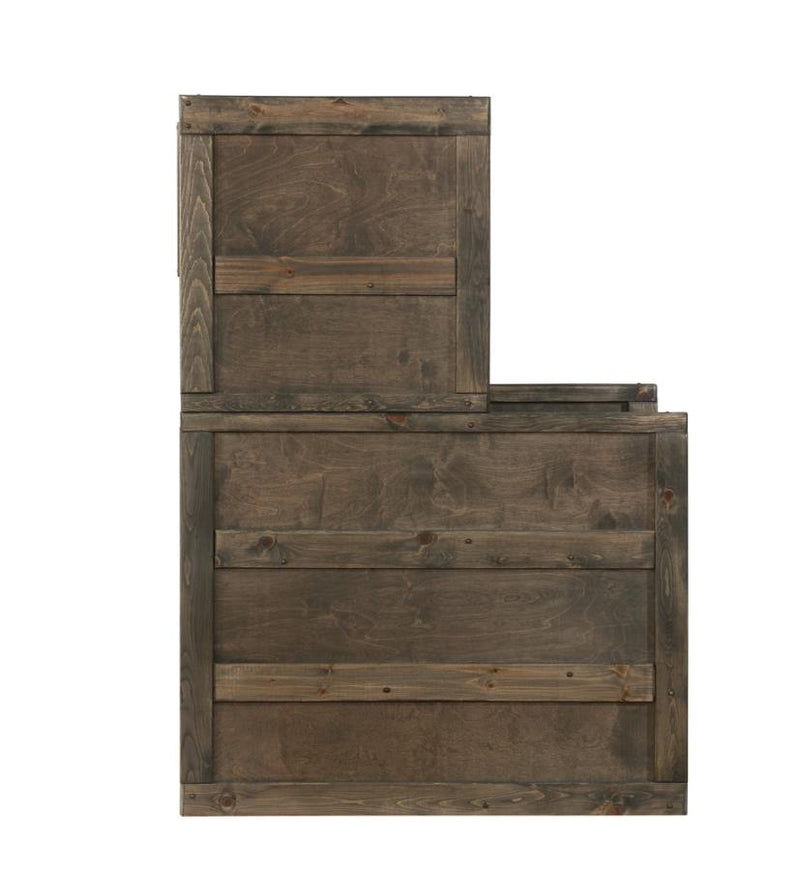 Wrangle Hill Gun Smoke Stairway Chest