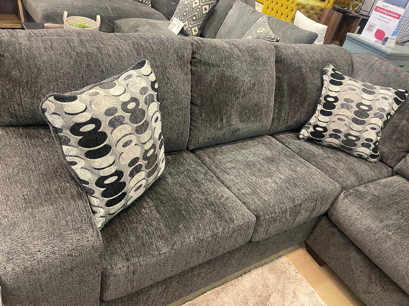 Ballinasloe Smoke 3pc Sectional w/ Chaise