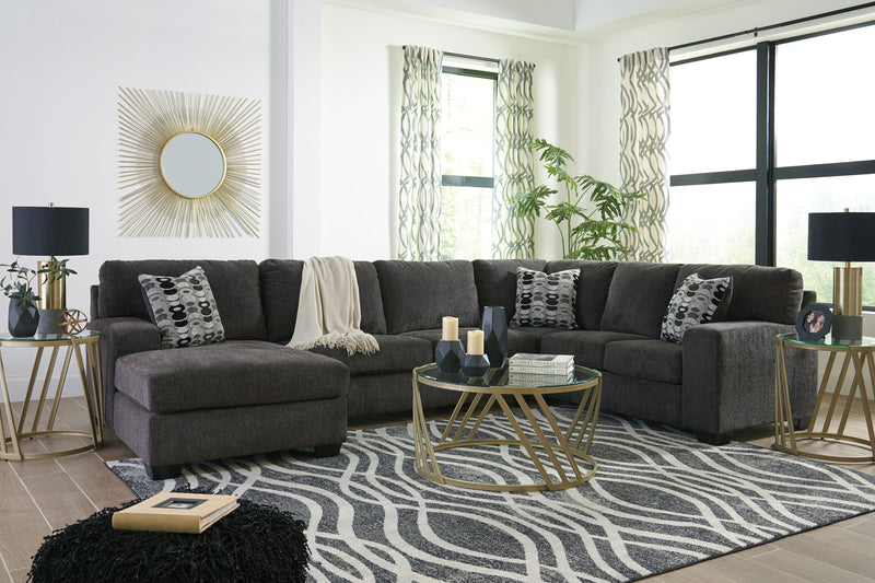 Ballinasloe Smoke 3pc Sectional w/ Chaise