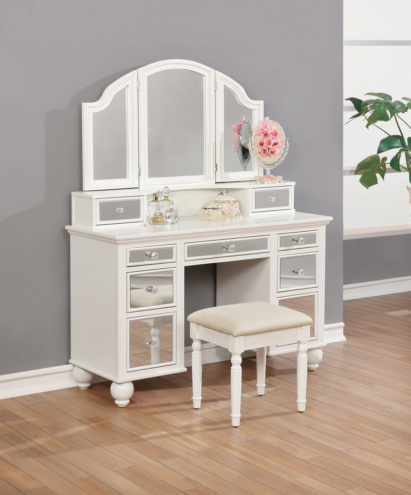 Reinhart White & Beige Vanity Set