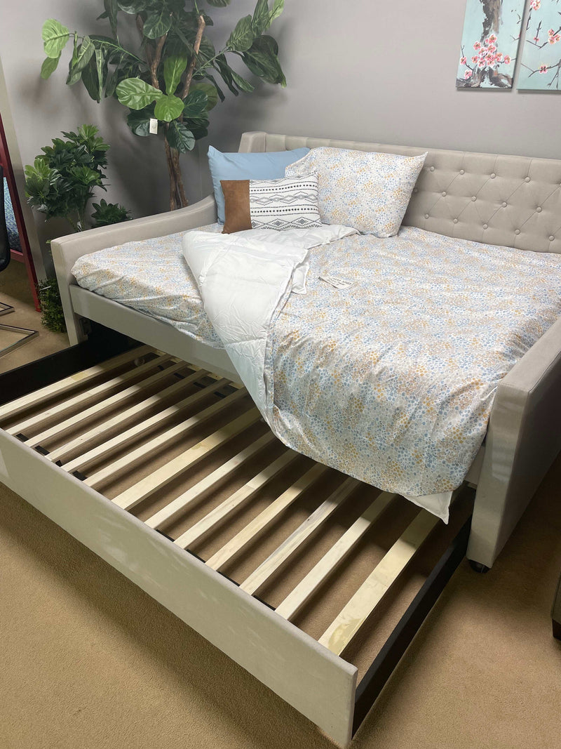 Lianna Full Daybed w/Twin Trundle - Ornate Home