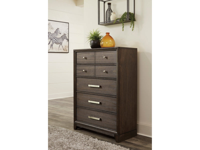 Brueban Brown Chest