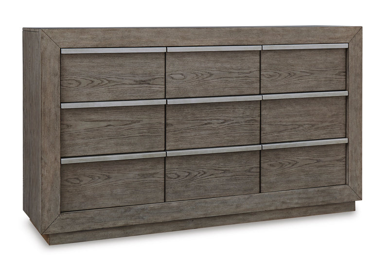 Anibecca Weathered Gray Dresser & Mirror