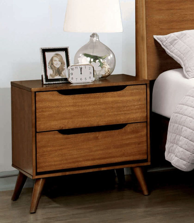 Lennart Oak Nightstand