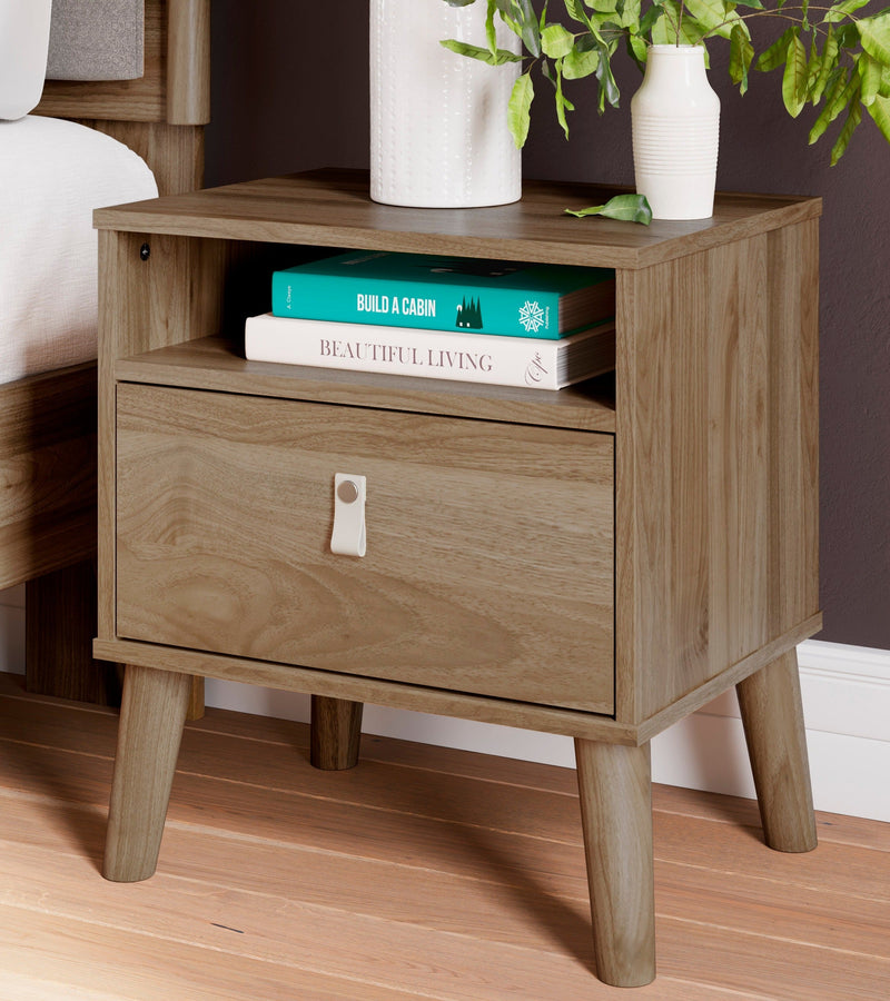 Aprilyn Honey Nightstand