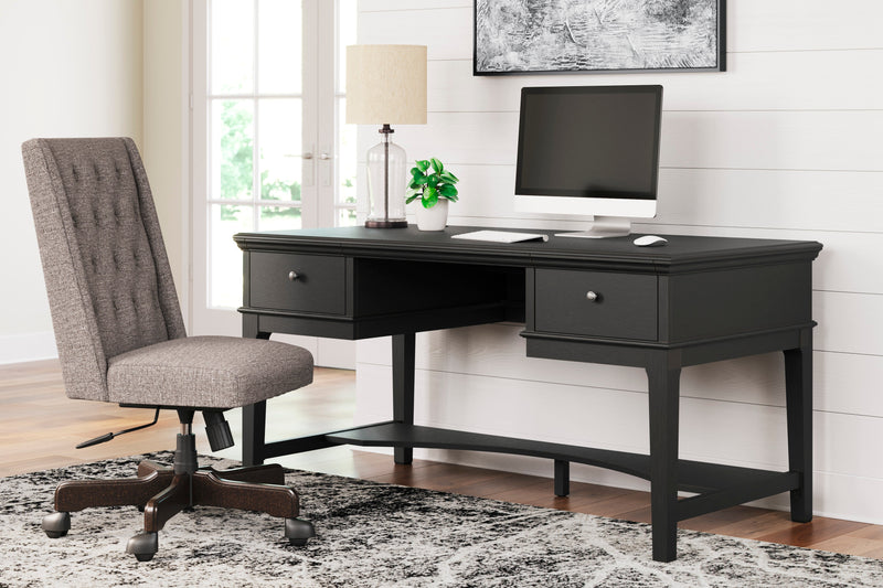 Beckincreek Black Home Office Storage Leg Desk