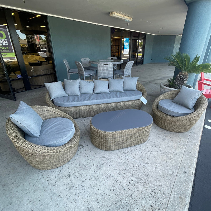 [SUMMER DEALS]🌞 Pismo Gray Outdoor Seating Group w/ Coffee Table / 4pc