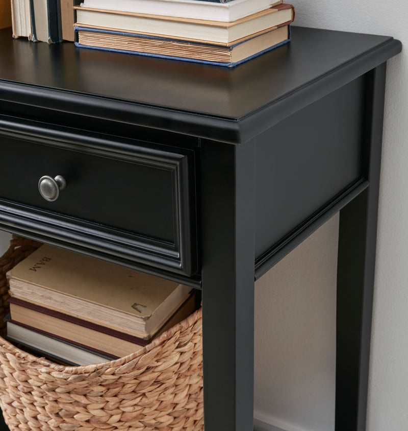 Beckincreek Black Sofa Table