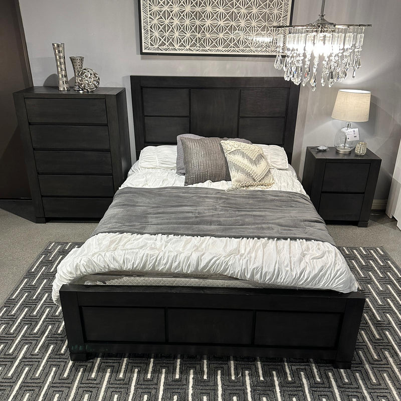 Lorenzo Dark Grey Queen Bed