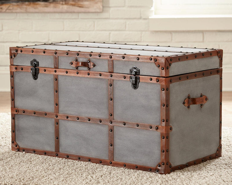 Amsel Storage Trunk - Ornate Home