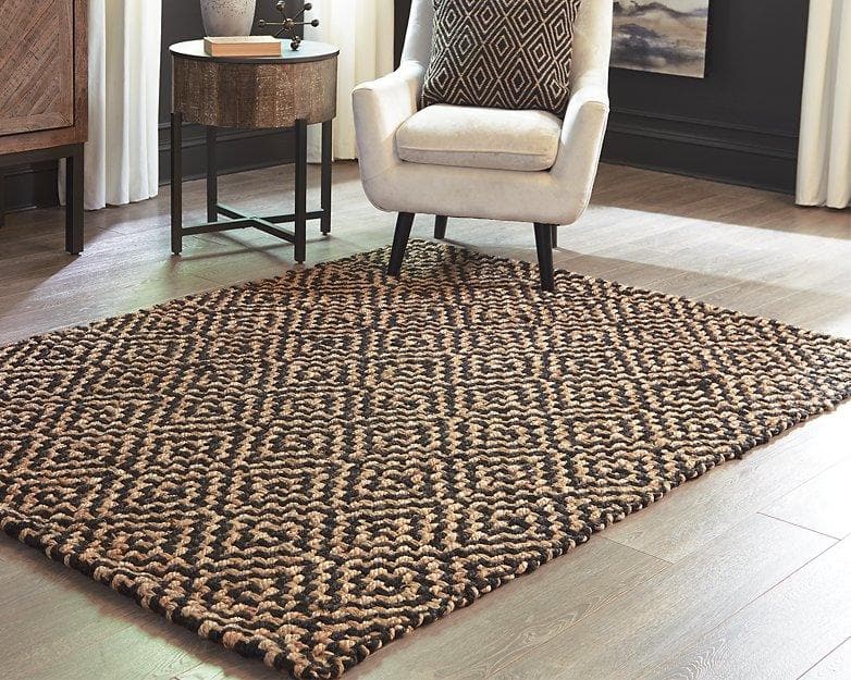 Broox 5' x 7' Rug - Ornate Home