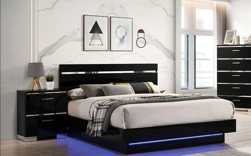 Erlach Black & Chrome Queen Bed