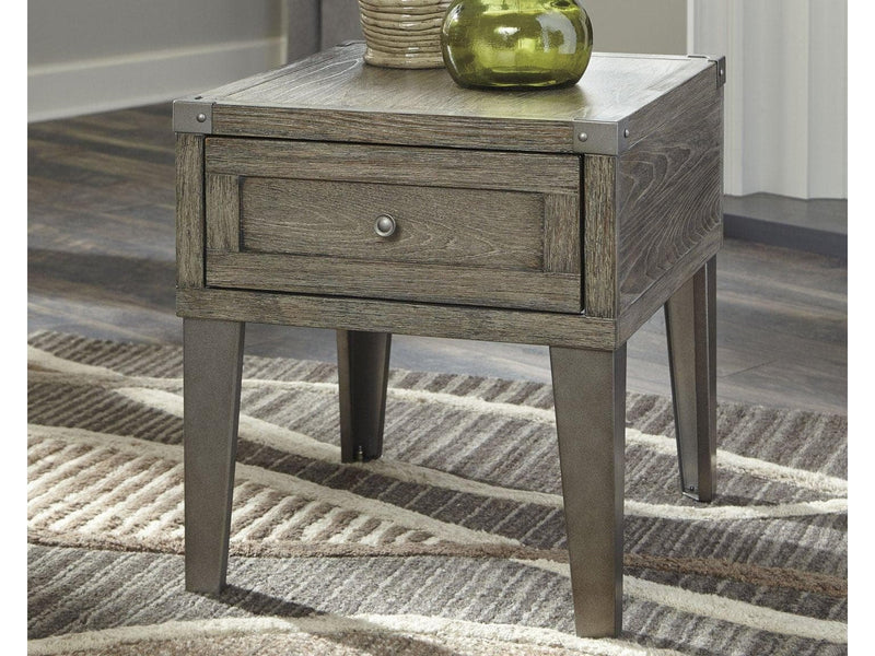 Chazney End Table - Ornate Home