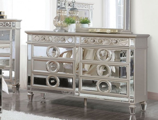 Marseille Champagne Dresser