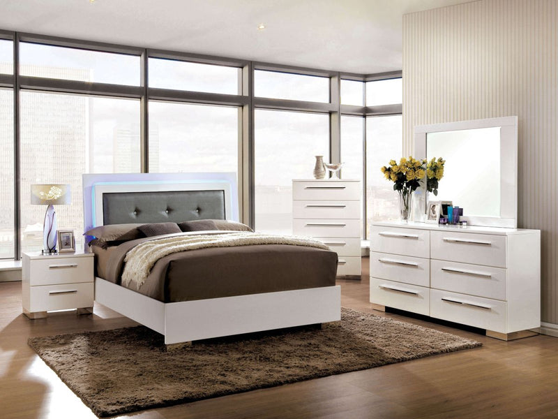 Clementine White & Gray 5pc Queen Bedroom Set w/ 2 Nightstand