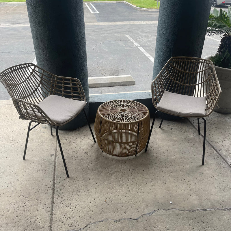 Morro Bay Gray Outdoor Chairs & Accent Table / 3pc