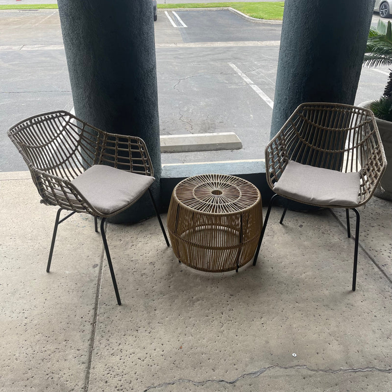 Morro Bay Gray Outdoor Chairs & Accent Table / 3pc