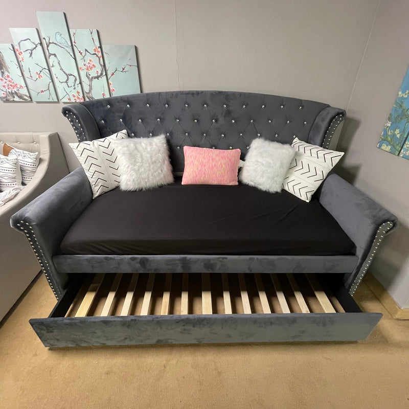 Scarlett Upholstered Tufted Twin Daybed w/ Trundle