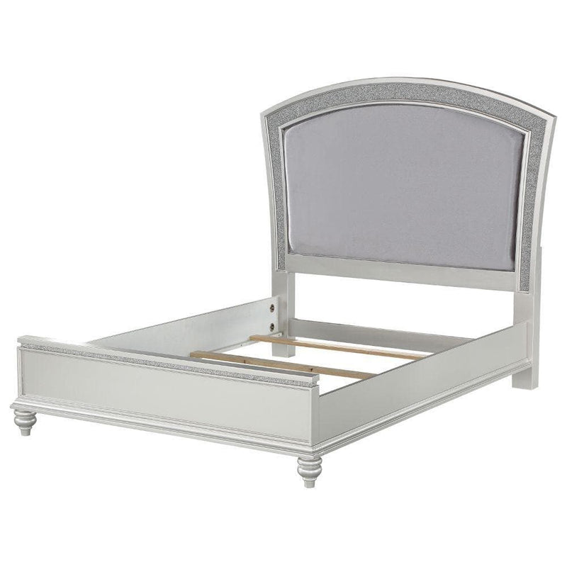 Maverick - Platinum - Panel Bed - Ornate Home