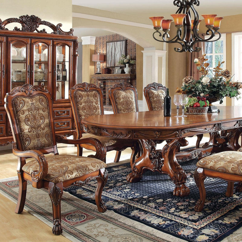 Medieve Antique Oak 7pc Dining Room Set