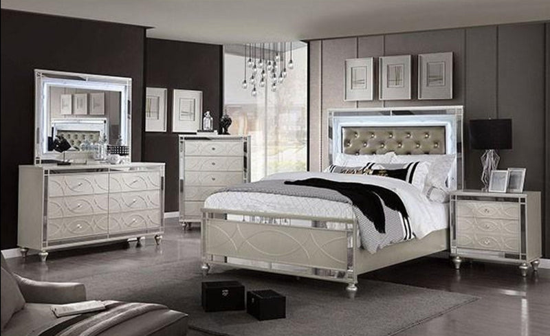 Manar Silver 5pc Queen Bedroom Set w/ 2 nightstands